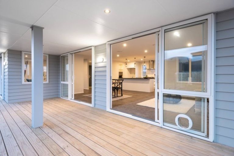 Photo of property in 30 Ridge Drive, Omokoroa, 3114