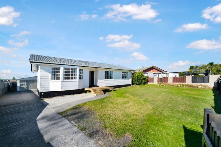 Photo of property in 14 John Walker Drive, Manurewa, Auckland, 2102