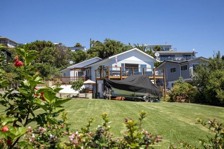 Photo of property in 6 Gilmour Street, Raglan, 3225