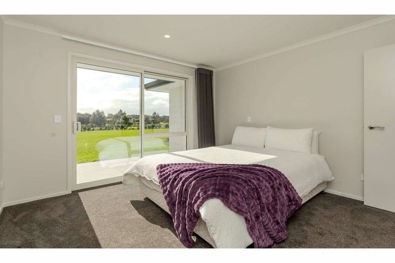 Photo of property in 129 Waitotara Drive, Waipapa, 0230