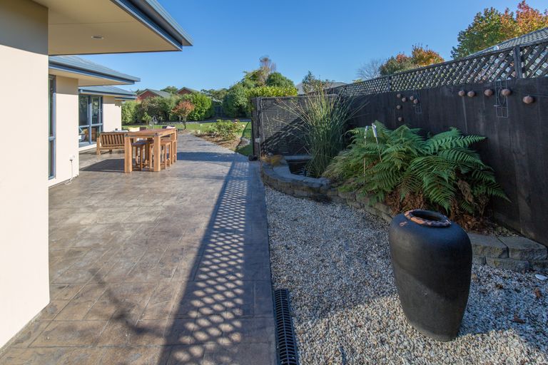 Photo of property in 16 Paget Drive, Woodend, 7610