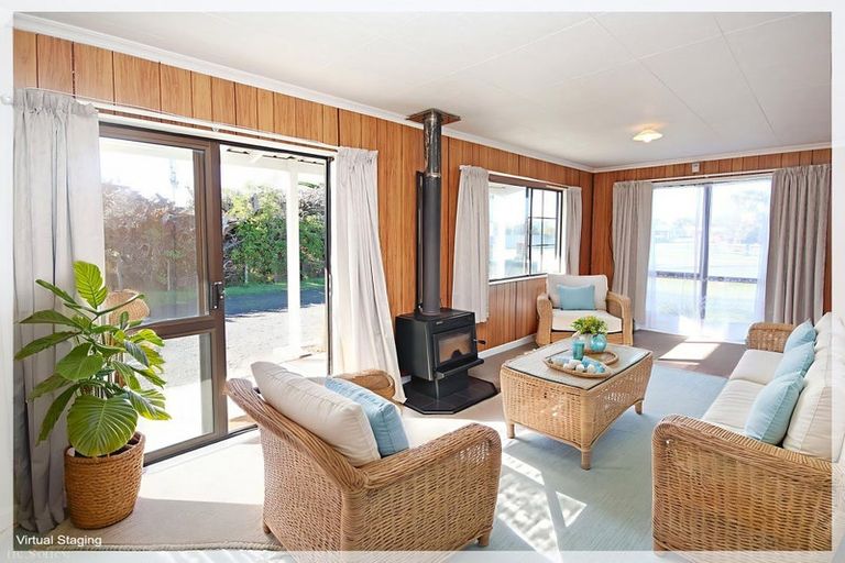 Photo of property in 5 Linklater Avenue, Foxton Beach, Foxton, 4815