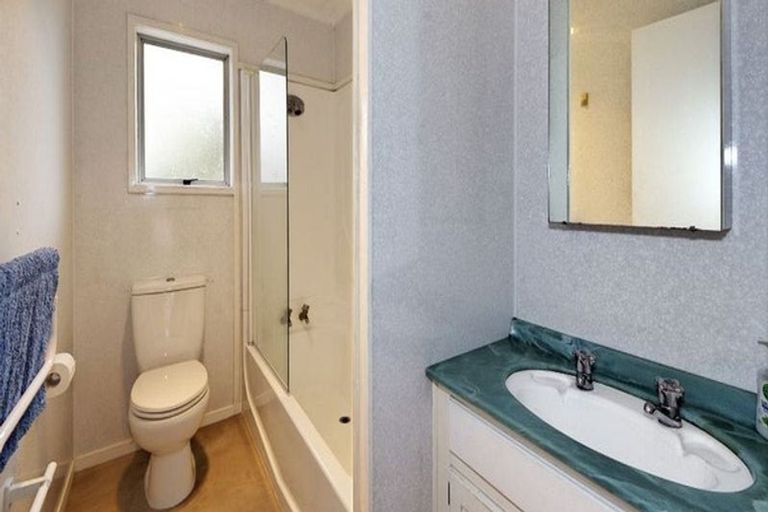 Photo of property in 103 Konini Road, Titirangi, Auckland, 0604