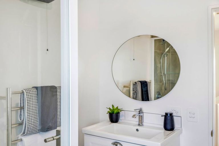 Photo of property in 2/287 Selwyn Street, Spreydon, Christchurch, 8024