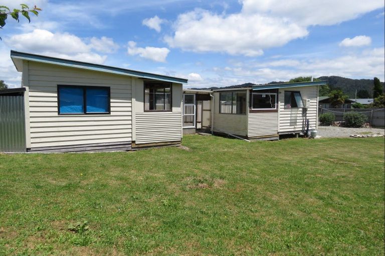 Photo of property in 23 Plaskett Street, Reefton, 7830