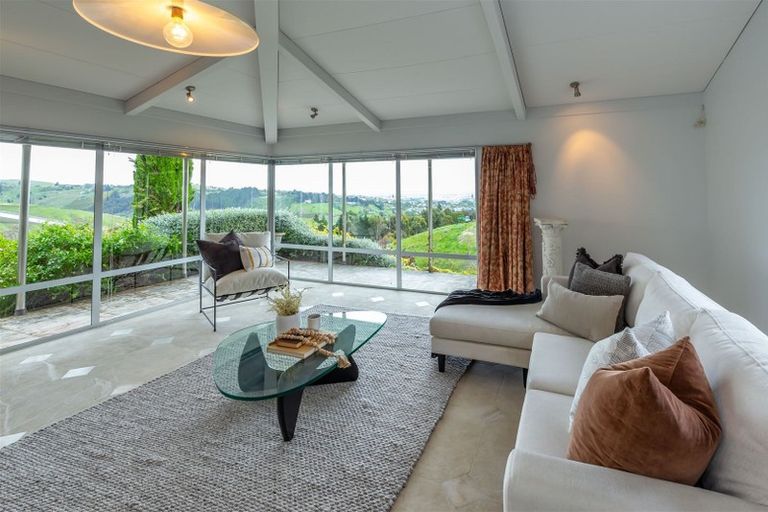 Photo of property in 1 Halcyon Way, Cashmere, Christchurch, 8022