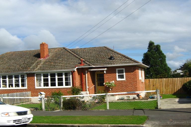 Photo of property in 12 Irvine Street, Mosgiel, 9024