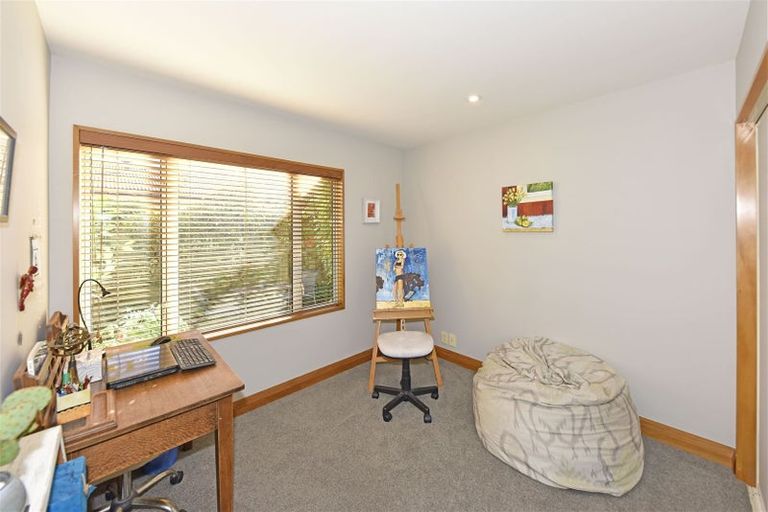 Photo of property in 70 Saint James Avenue, Papanui, Christchurch, 8053