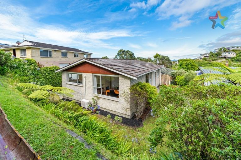 Photo of property in 19b Mulberry Street, Maungaraki, Lower Hutt, 5010