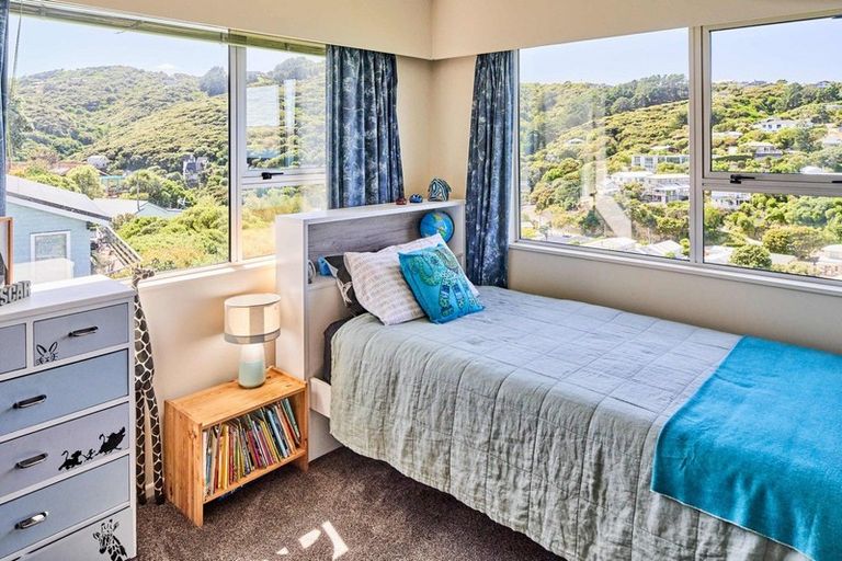 Photo of property in 18 Gordon Road, Plimmerton, Porirua, 5026