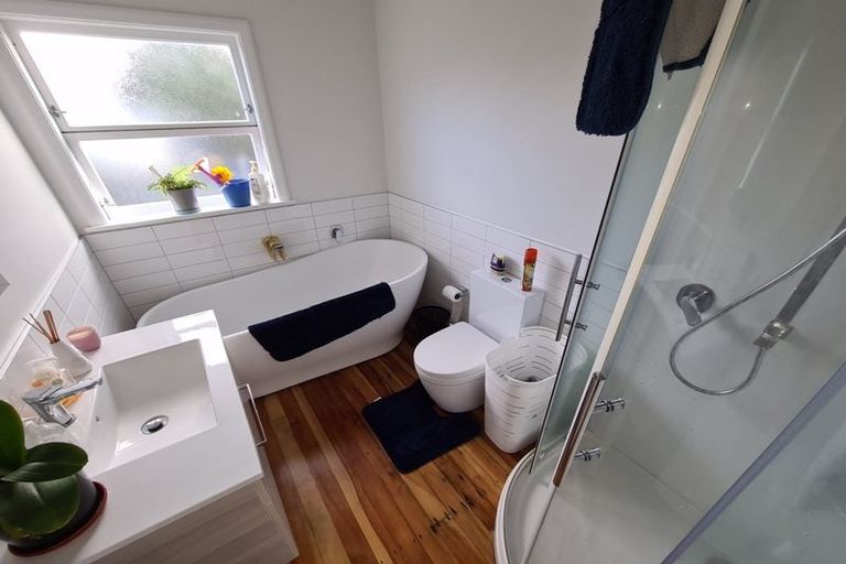 Photo of property in 2 Lorien Court, Raumati Beach, Paraparaumu, 5032