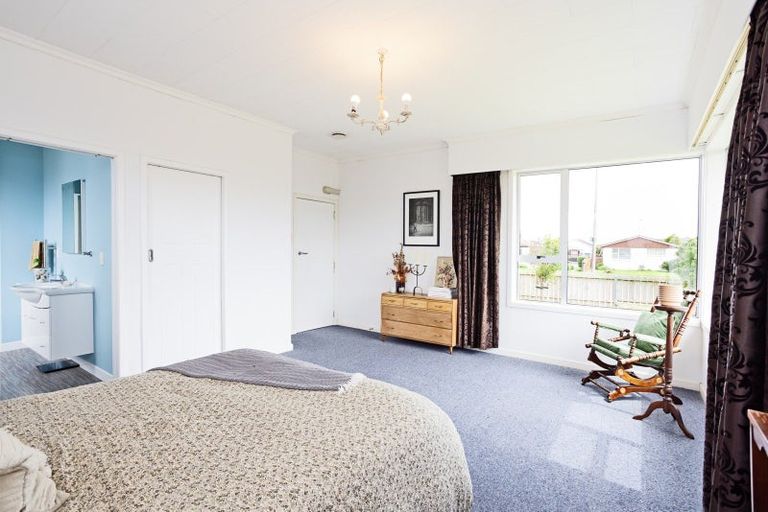 Photo of property in 787 Queens Drive, Waikiwi, Invercargill, 9810