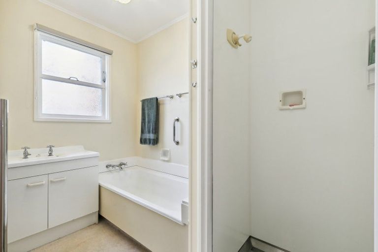 Photo of property in 143 Parkvale Road, Karori, Wellington, 6012