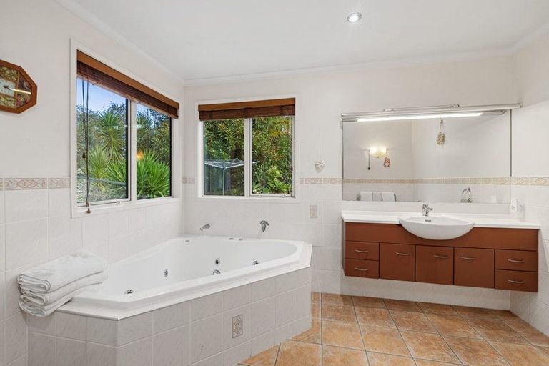 Photo of property in 6 Blue Marlin Drive, Kerikeri, 0230