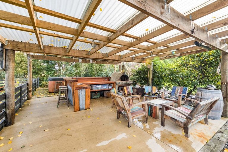 Photo of property in 24 Gorton Street, Bulls, 4818