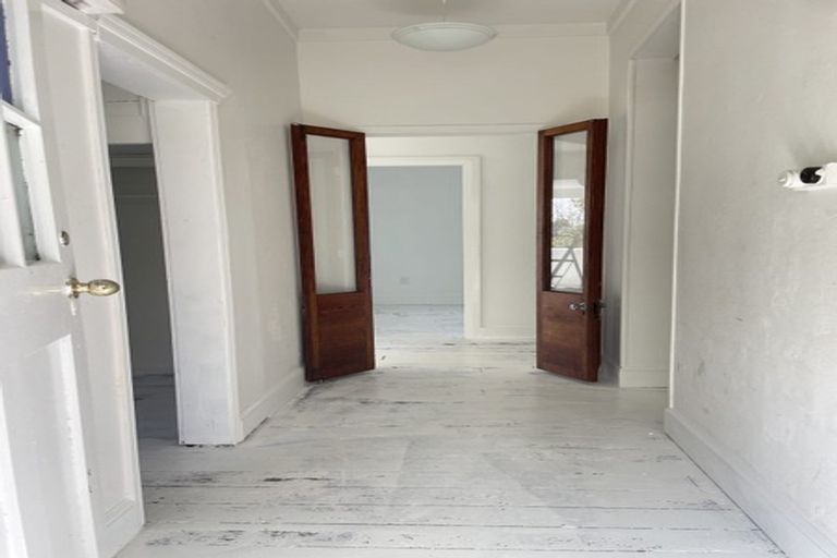 Photo of property in 9 Mortimer Terrace, Aro Valley, Wellington, 6021