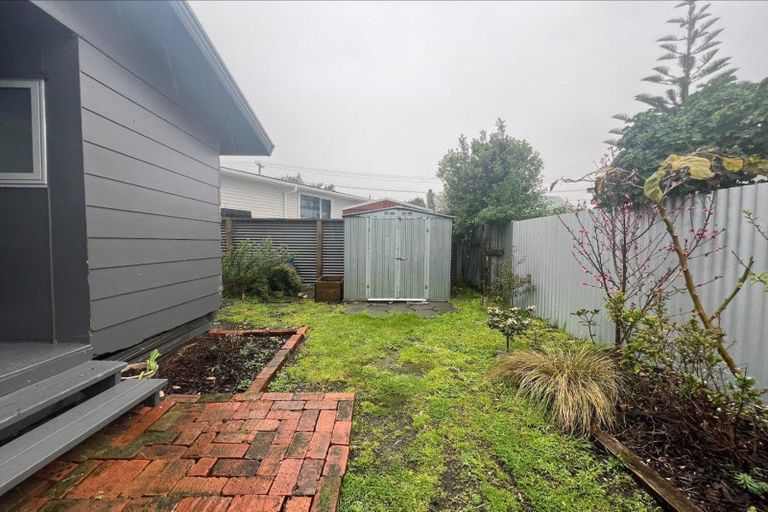 Photo of property in 14a Carson Street, Castlecliff, Whanganui, 4501