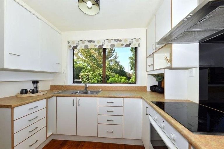 Photo of property in 10 Lynfield Avenue, Ilam, Christchurch, 8041