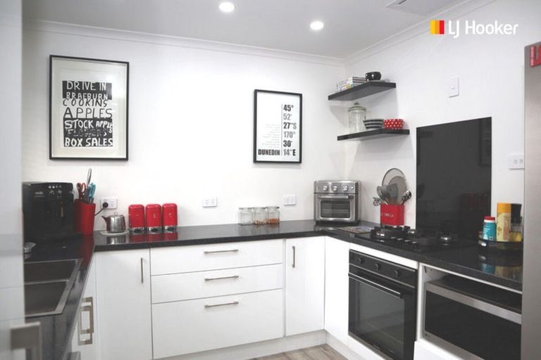 Photo of property in 11 Dick Street, South Dunedin, Dunedin, 9012