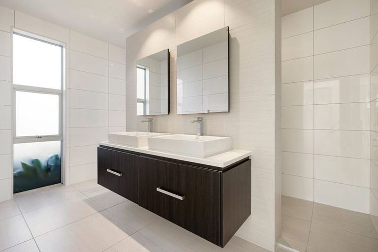 Photo of property in 5 Petersburg Drive, Flagstaff, Hamilton, 3210