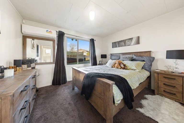 Photo of property in 2/9 Heathberry Close, Papatoetoe, Auckland, 2025