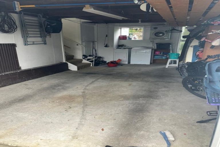 Photo of property in 1/84 Stredwick Drive, Torbay, Auckland, 0630