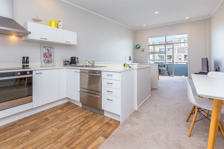 Photo of property in 3/3 Ngahura Street, Eden Terrace, Auckland, 1021