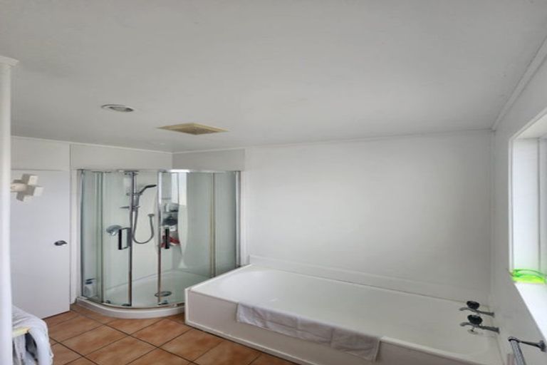 Photo of property in 1/68 Eban Avenue, Hillcrest, Auckland, 0627