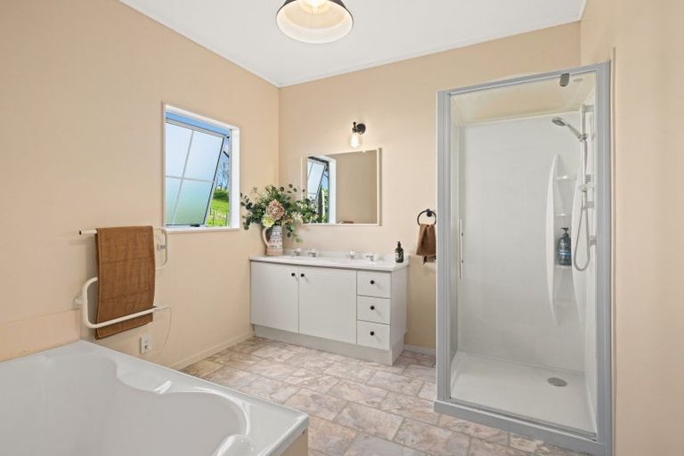 Photo of property in 917 Port Albert Road, Wellsford, 0973