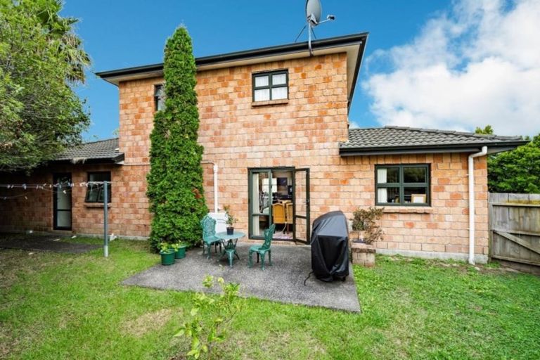 Photo of property in 3a Seacrest Drive, West Harbour, Auckland, 0618