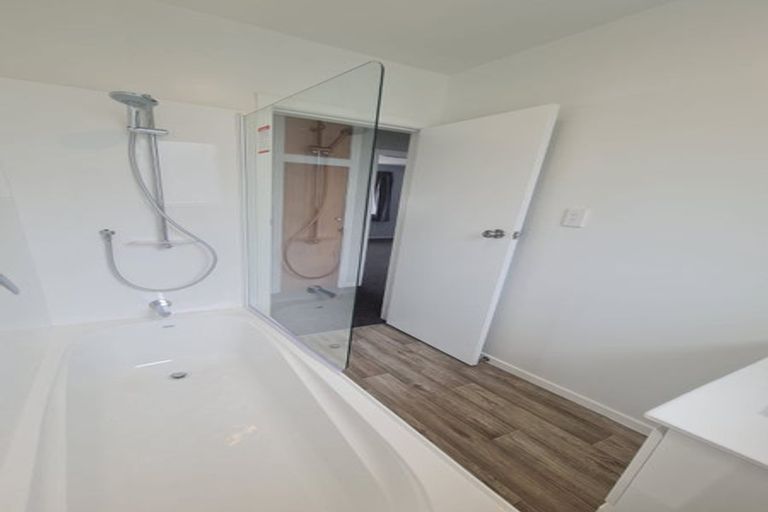 Photo of property in 86 Castor Crescent, Cannons Creek, Porirua, 5024