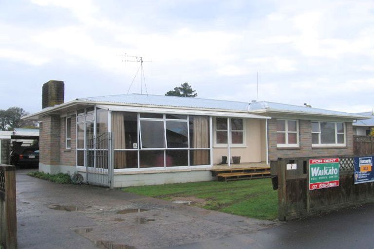 Photo of property in 7 Saint Lukes Place, Bader, Hamilton, 3206