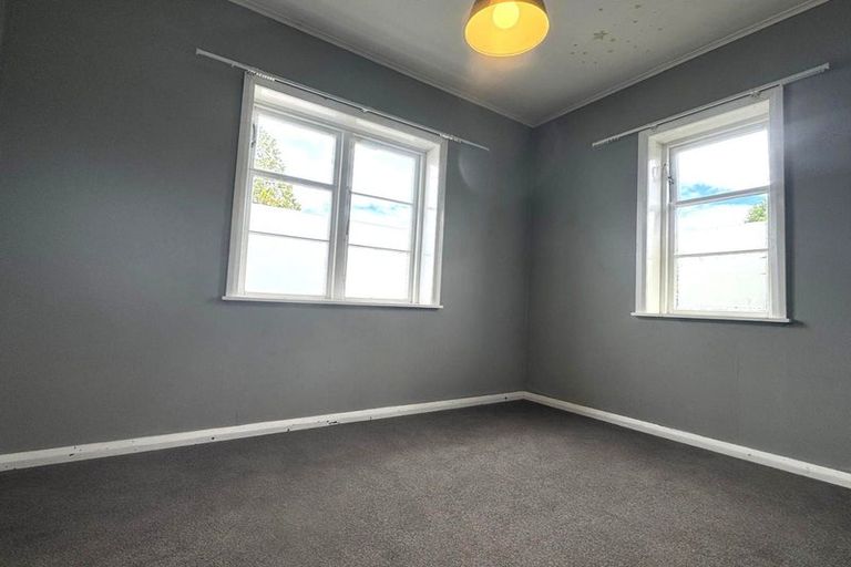 Photo of property in 35 Bedford Road, Marewa, Napier, 4110