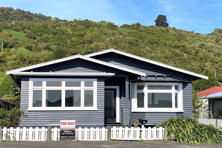 Photo of property in 59 Alexander Street, Greymouth, 7805