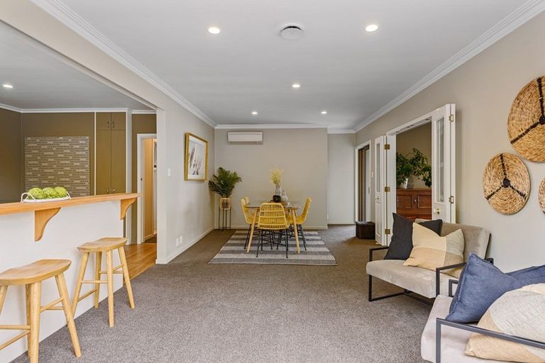 Photo of property in 36 Dyers Pass Road, Cashmere, Christchurch, 8022