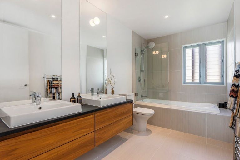 Photo of property in 31a The Parade, Saint Heliers, Auckland, 1071