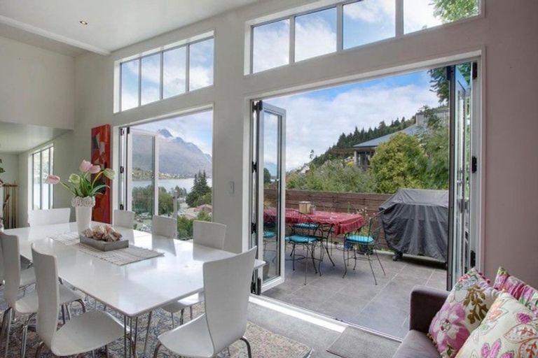 Photo of property in 2a Marina Drive, Frankton, Queenstown, 9300