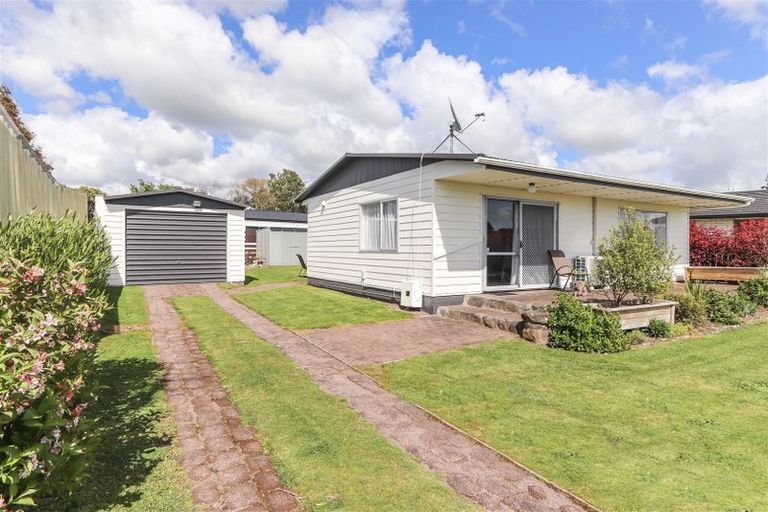 Photo of property in 17 Koromiko Street, Inglewood, 4330