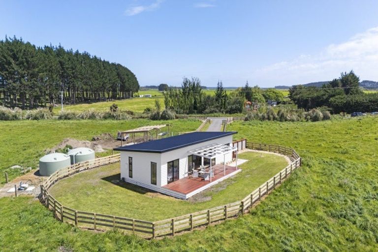 Photo of property in 1121 Parewanui Road, Parewanui, 4894