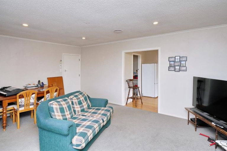 Photo of property in 182 Kendal Avenue, Burnside, Christchurch, 8053