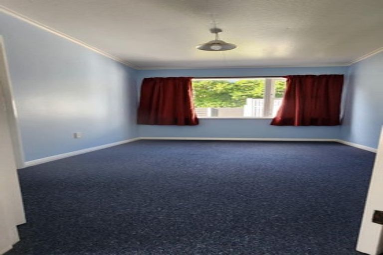 Photo of property in 130a Main Road North, Woodend, 7610