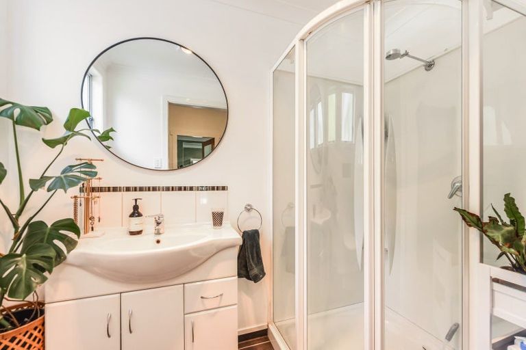 Photo of property in 15 School Road, Riwaka, Motueka, 7198