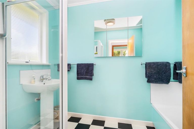 Photo of property in 6b Mains Avenue, Kensington, Whangarei, 0112