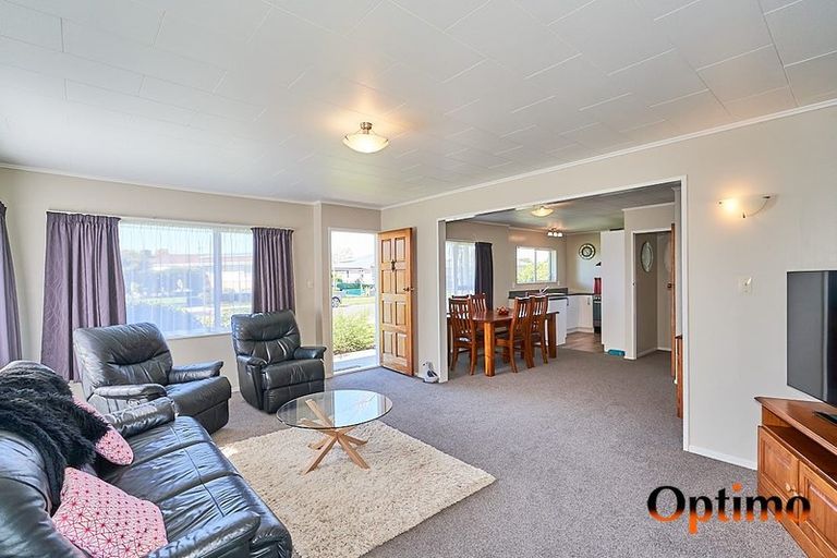 Photo of property in 11 Mckeefry Avenue, Greenmeadows, Napier, 4112
