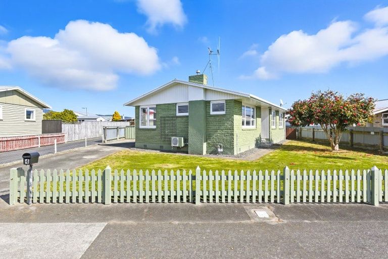 Photo of property in 4 Ross Street, Levin, 5510