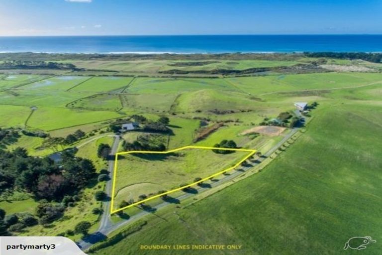 Photo of property in 87 Blue Horizon Road, Whangarei Heads, Whangarei, 0174