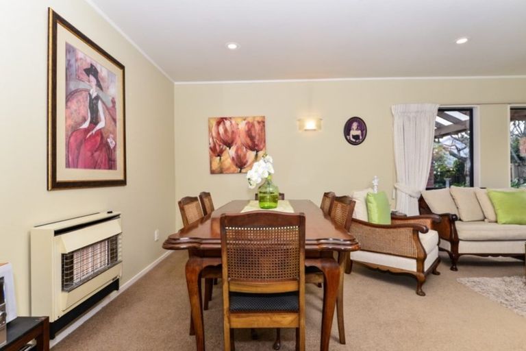 Photo of property in 16 Azimuth Place, Flagstaff, Hamilton, 3210