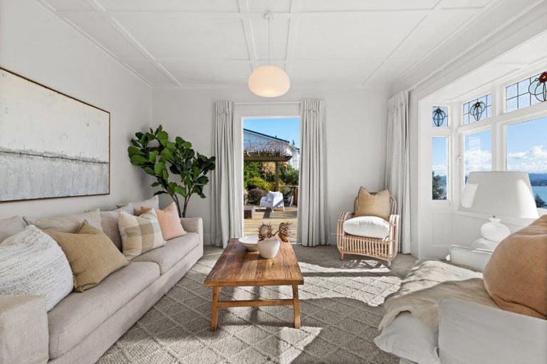 Photo of property in 14 Bay View Road, Bluff Hill, Napier, 4110