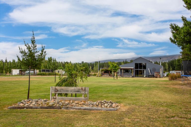 Photo of property in 249 Letts Gully Road, Letts Gully, Alexandra, 9393