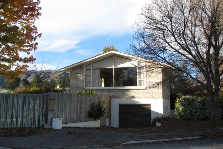 Photo of property in 8 Monaghan Street, Cromwell, 9310